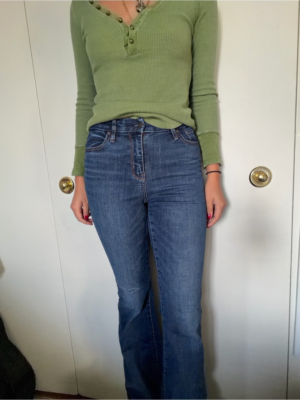 American Eagle Outfitters High-Rise Flare Jeans in Dark Blue Wash